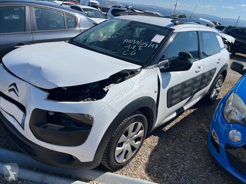 عربة نفعية Citroën cactus 1.2 VTi 82 / EM576