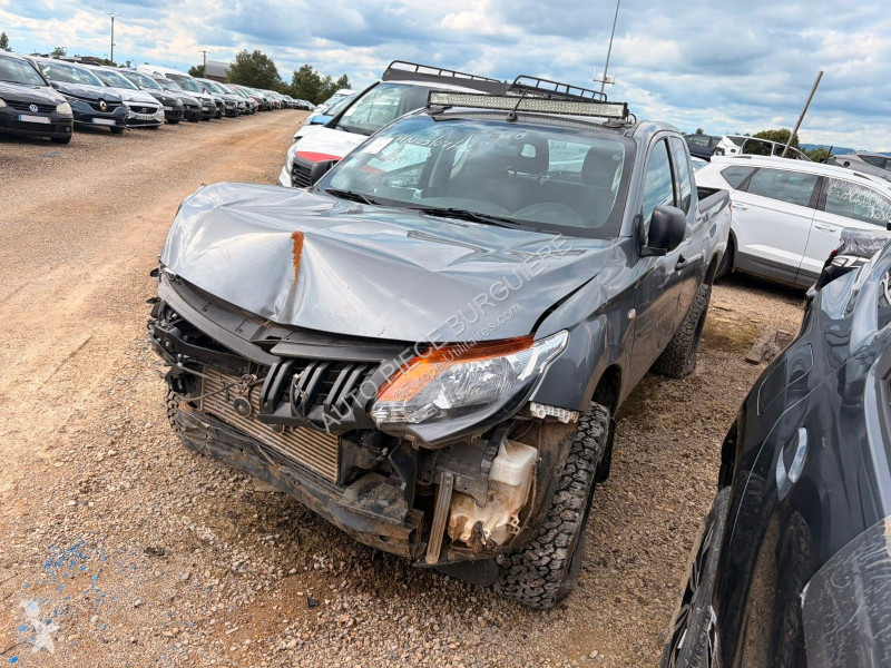 Samochód dostawczy Mitsubishi 2.4 DiD 154...