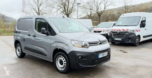 عربة نفعية مقفلة Citroën