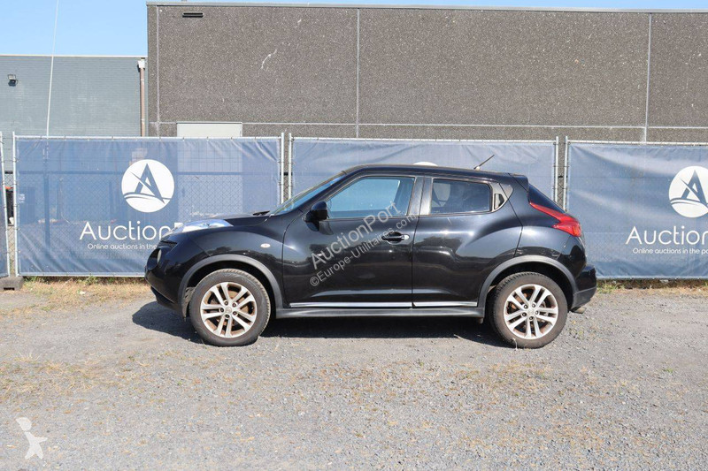 Autoutilitară Nissan