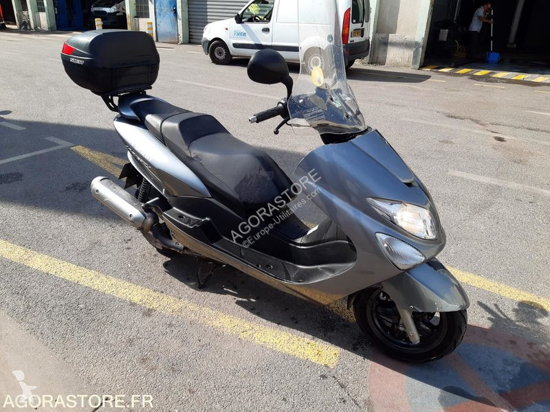 Furgoneta Yamaha YP125