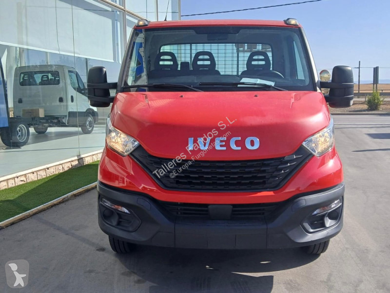 Furgoneta Iveco  35C12 CAJA BASCULANTE
