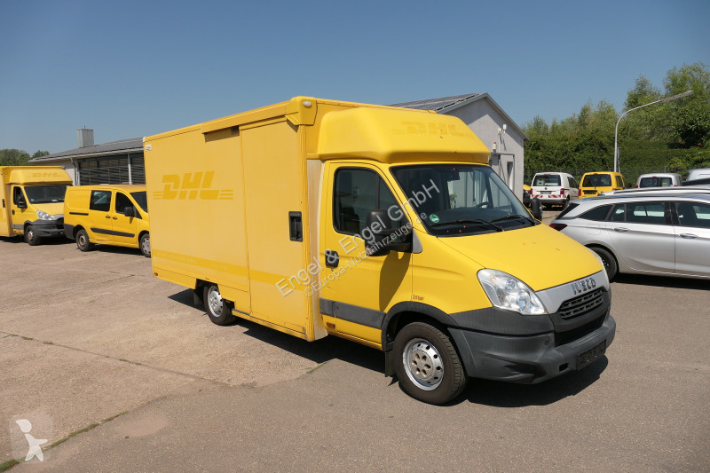 Véhicule utilitaire Iveco Daily 35 S11 C30C...