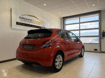 Peugeot E-208 Puretech 110 S&S EAT6 ALLURE