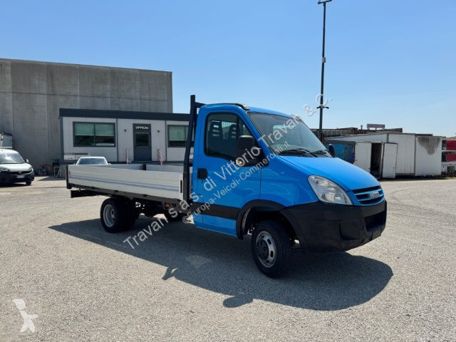 Veicolo commerciale Iveco DAILY