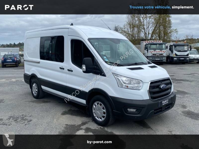 Véhicule utilitaire Ford