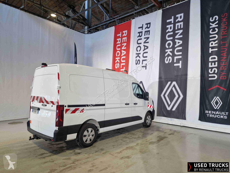 Лекотоварен автомобил Renault