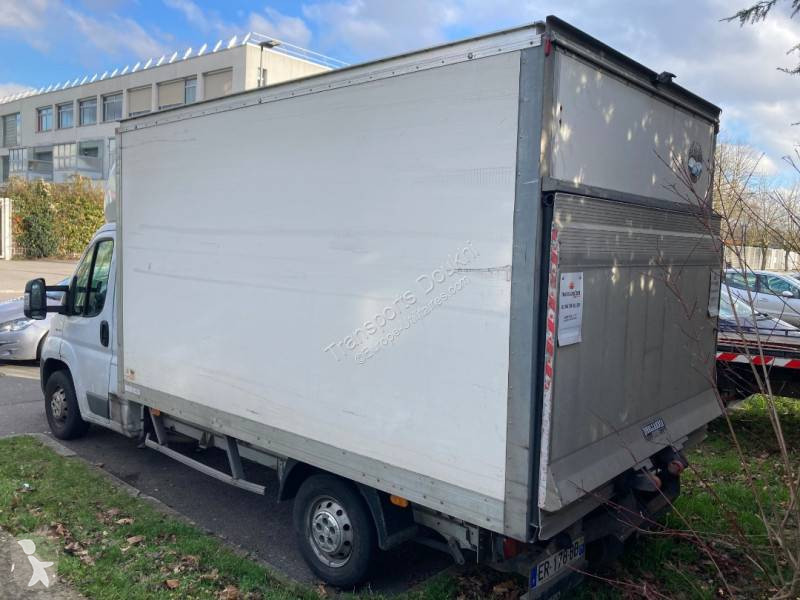 Samochód dostawczy Fiat