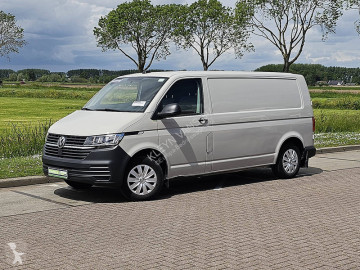 Лекотоварен фургон Volkswagen