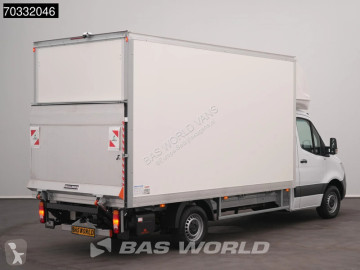Furgon dostawczy Mercedes nowy