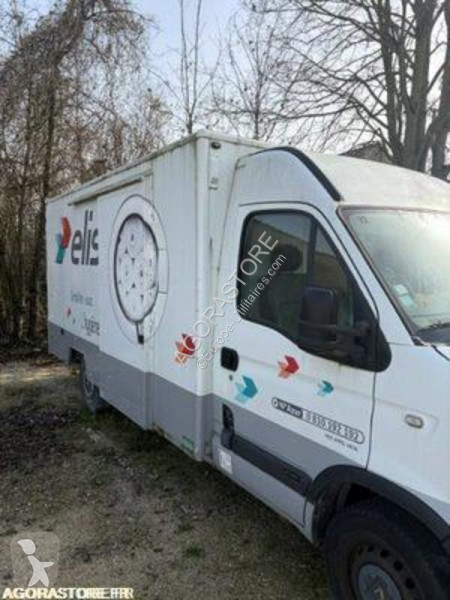 عربة نفعية Renault MASTER