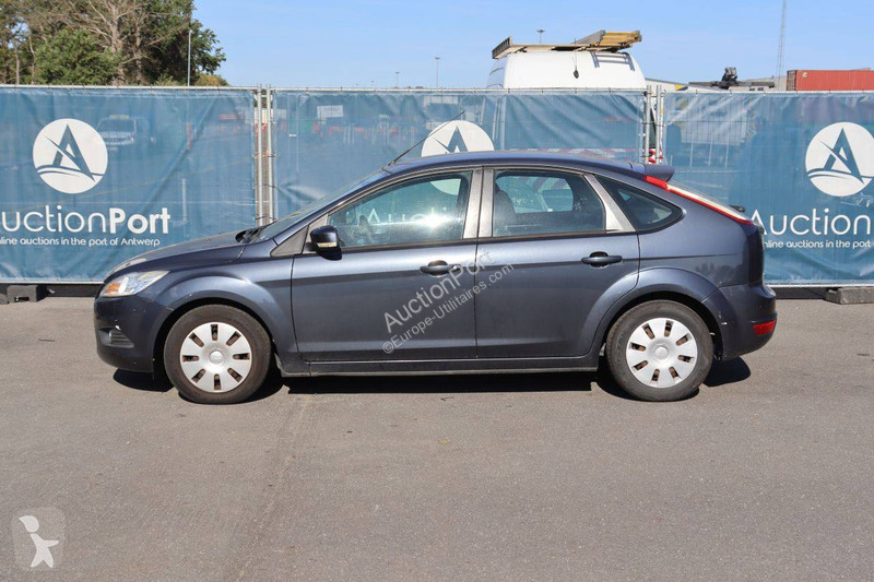 Véhicule utilitaire Ford
