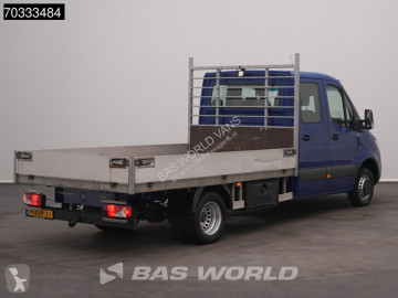 Utilitaire plateau Mercedes