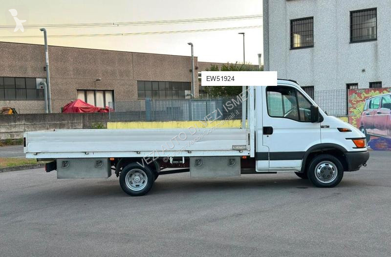Veicolo commerciale Iveco DAILY MODELLO 35C12...