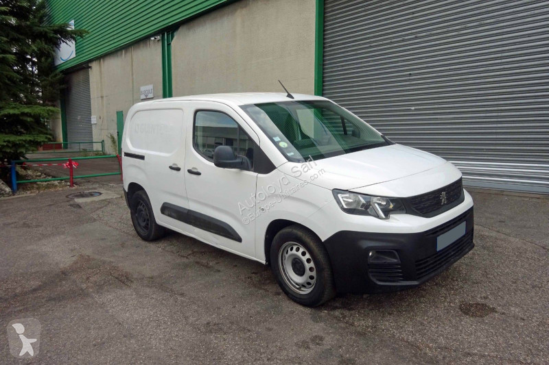 Véhicule utilitaire Peugeot PARTNER 1,5 HDI 100