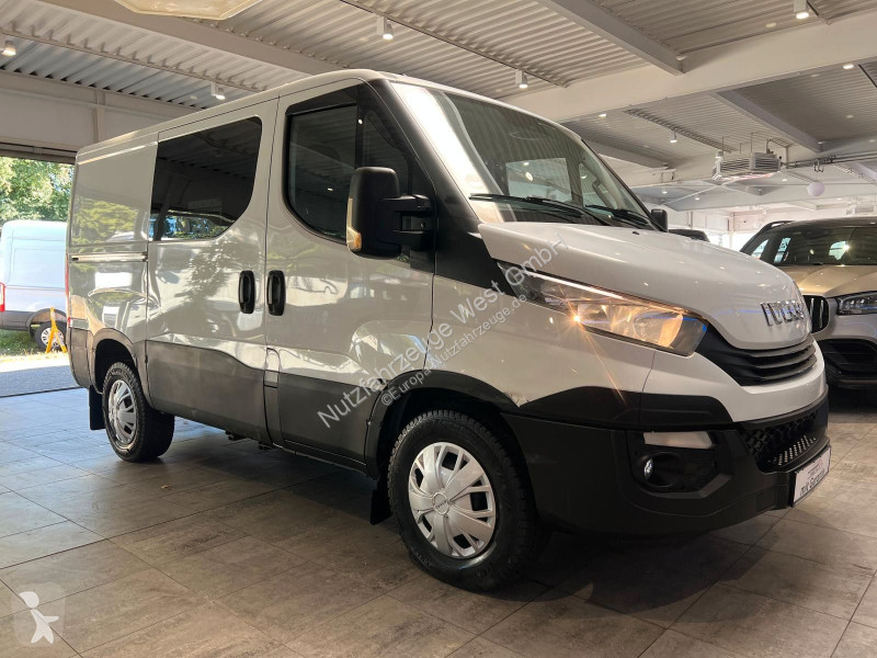 عربة نفعية Iveco 35s18 3,0 HPI...