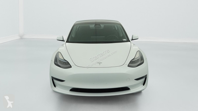 Véhicule utilitaire Tesla  MODEL 3
