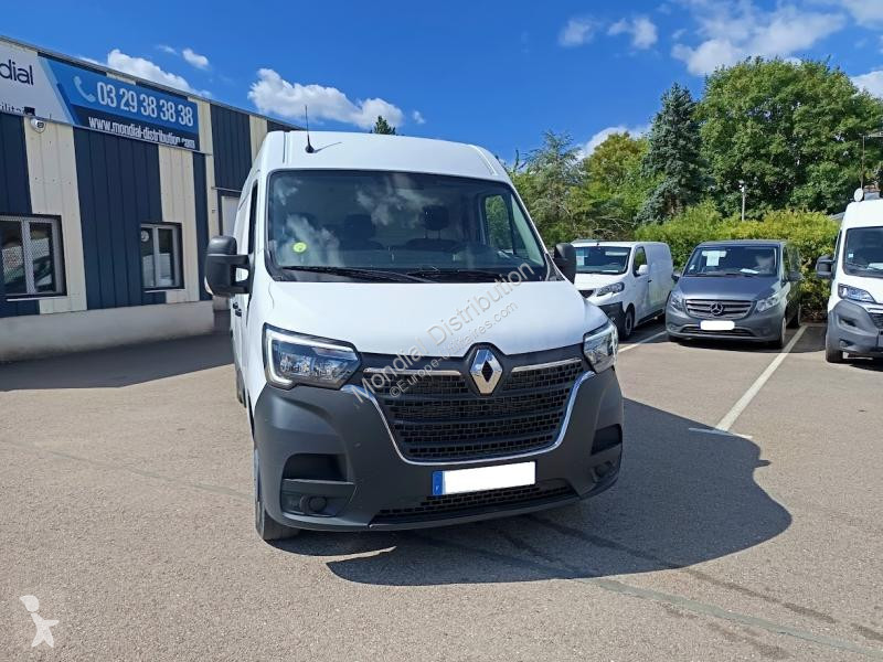 Véhicule utilitaire Renault F3500 L2H2 DCI 135...