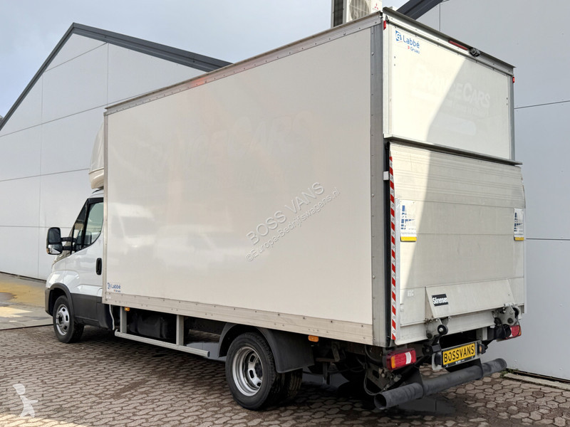 Autoutilitară Iveco 35C16 3.0 160PK Laadklep...