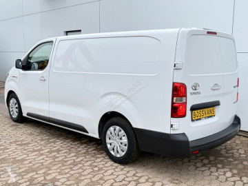 Toyota cargo van