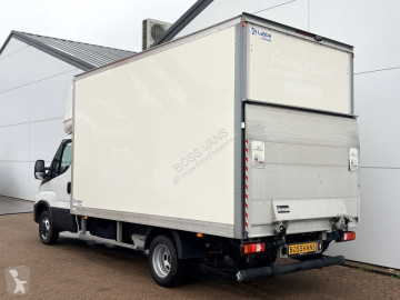 Iveco Daily 35C16 3.0 160PK Laadklep Zijdeur Camera Climate Control Bluetooth Bakwagen Meubelbak Koffer