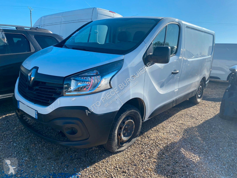Véhicule utilitaire Renault III 1.6 DCi 145...