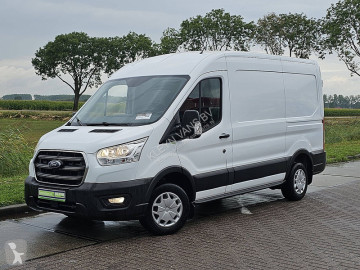 Fourgon utilitaire Ford