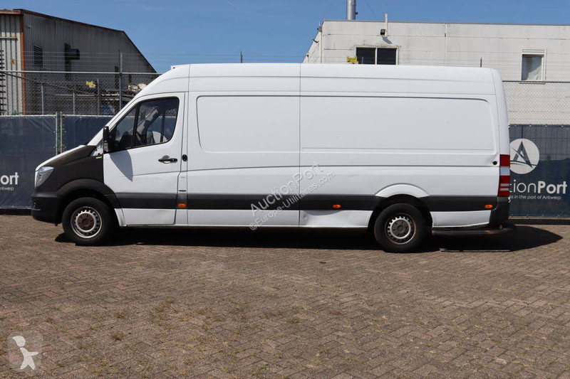 Véhicule utilitaire Mercedes 310 CDI