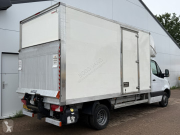 Caja cerrada Mercedes