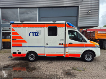 Mercedes Sprinter 419 CDI/ 3.0 V6/ Complete Ambulance with bed and wheelchair