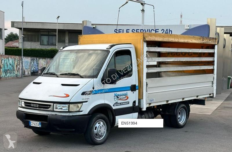 Véhicule utilitaire Iveco 35c17 cc 3.0