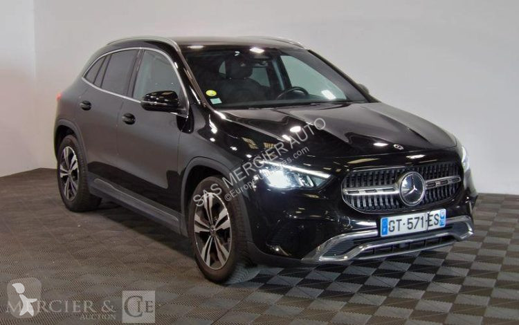 Véhicule utilitaire Mercedes n/c