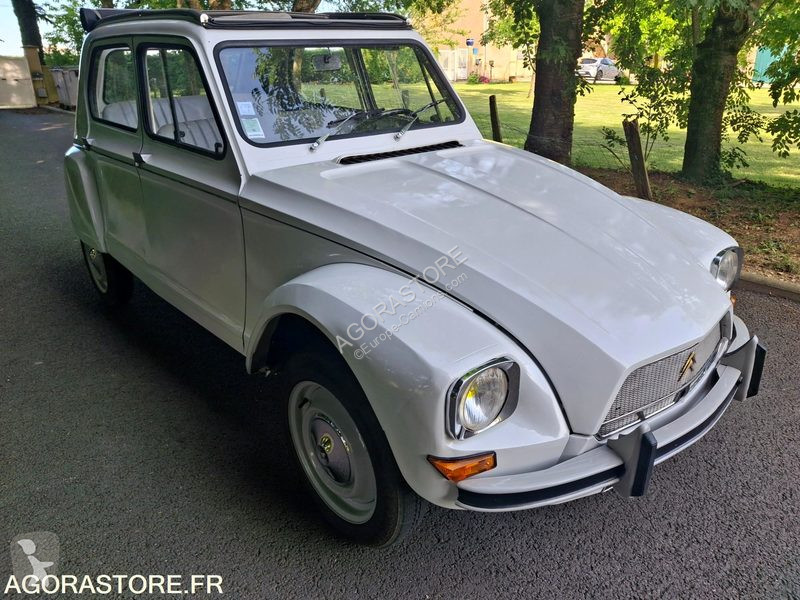 Véhicule utilitaire Citroën DYANE