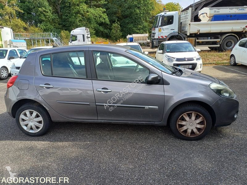 Véhicule utilitaire Renault CLIO