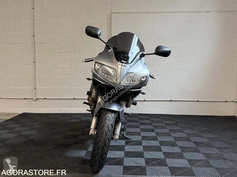 Furgoneta Suzuki SV650