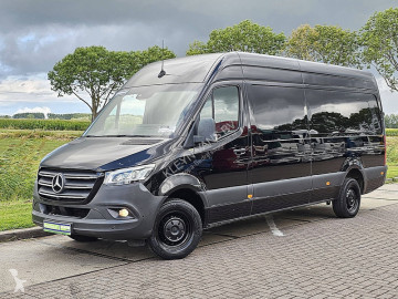 Mercedes cargo van