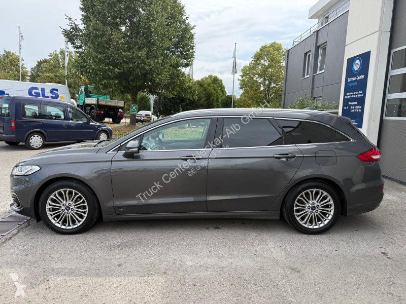 Véhicule utilitaire Ford Turnier Titanium 2.0...