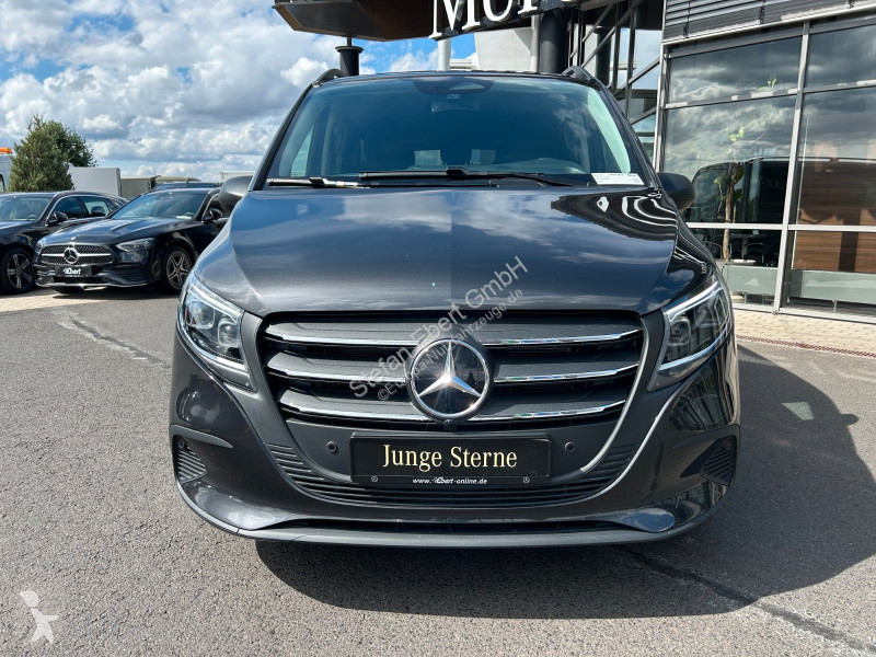 Véhicule utilitaire Mercedes 124 CDI Tourer...