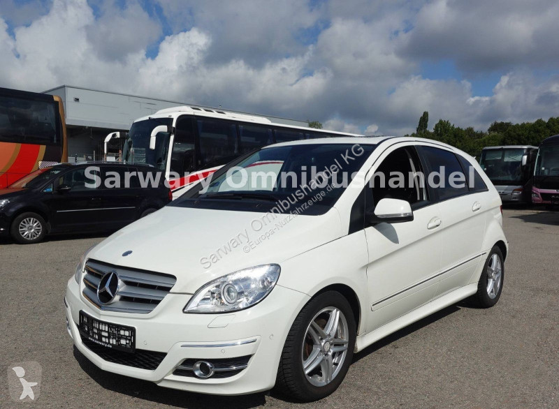Véhicule utilitaire Mercedes B...