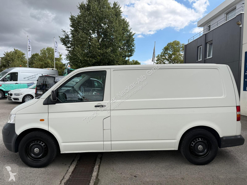 Véhicule utilitaire Volkswagen T5 1.9TDI AHK 3...