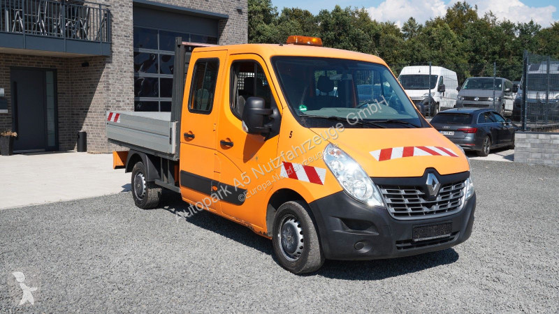 Véhicule utilitaire Renault III dCi 125...