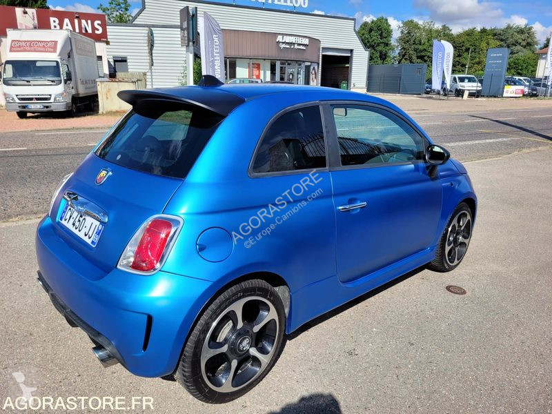 Véhicule utilitaire Fiat 500