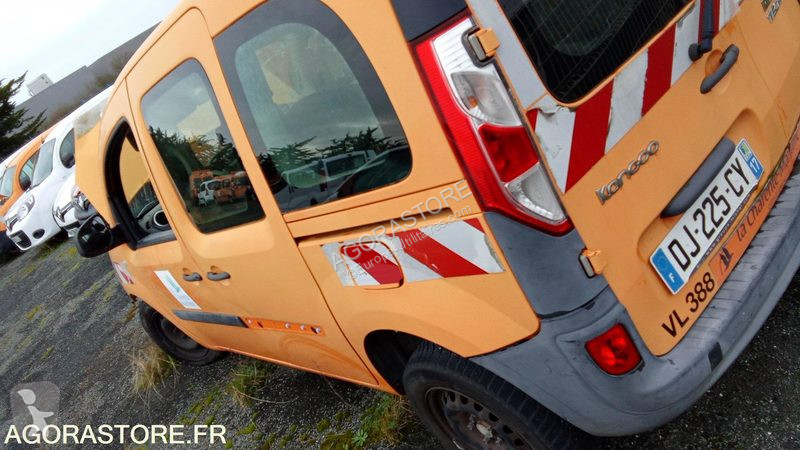 Véhicule utilitaire Renault KANGOO