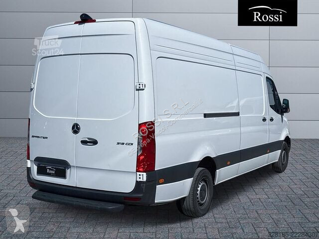 Véhicule utilitaire Mercedes III - sprinter 319...