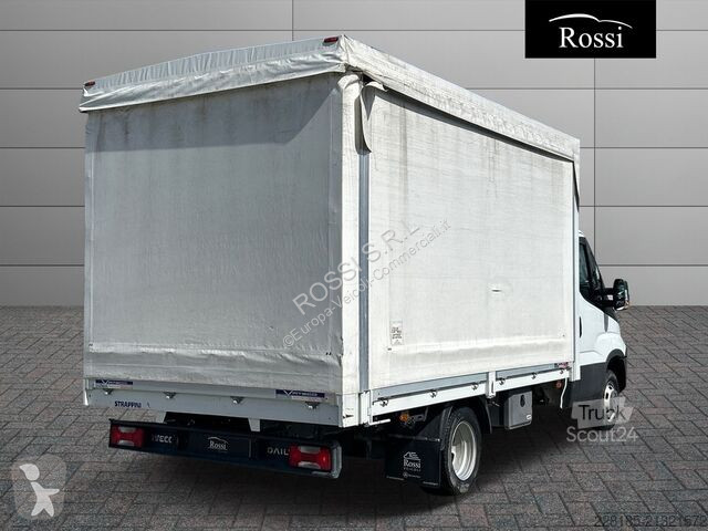 Véhicule utilitaire Iveco V - daily 35 C12 3750...