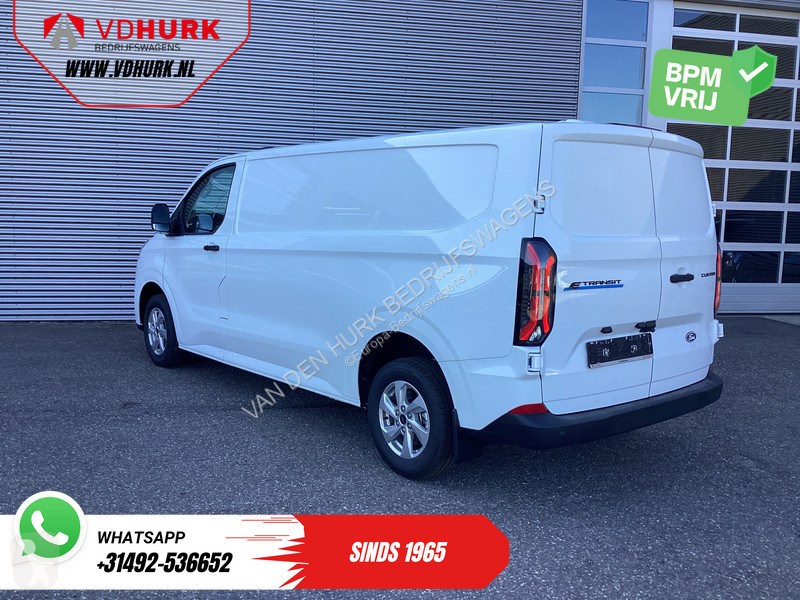Véhicule utilitaire Ford L2 Trend 71 kWh 370 Km...