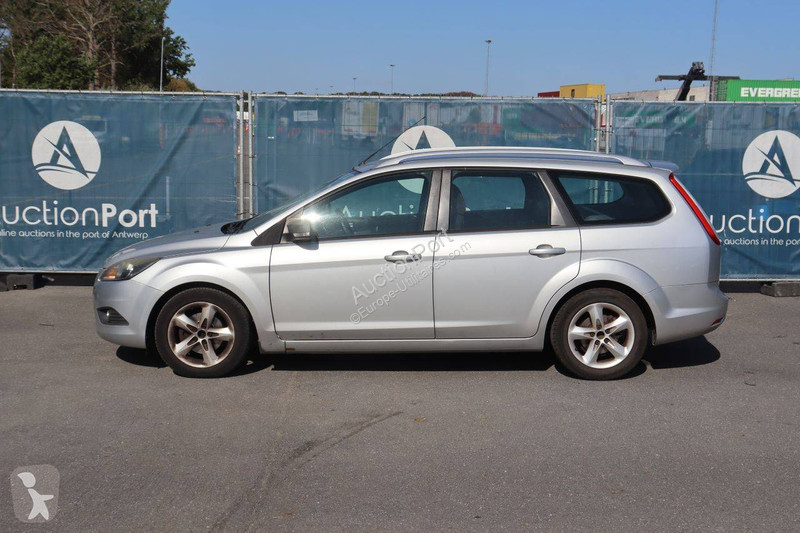 Véhicule utilitaire Ford