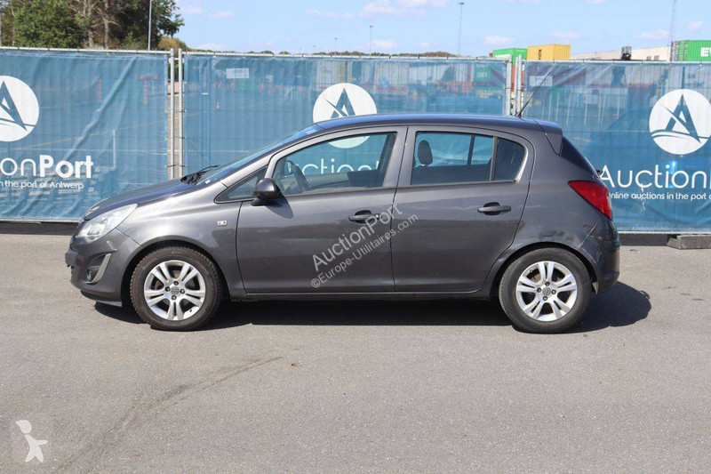 Véhicule utilitaire Opel