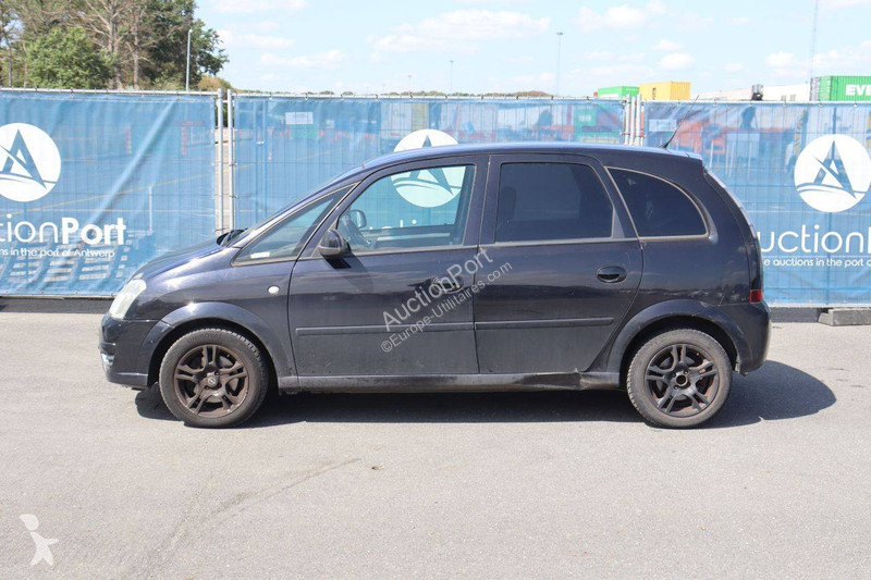 Véhicule utilitaire Opel