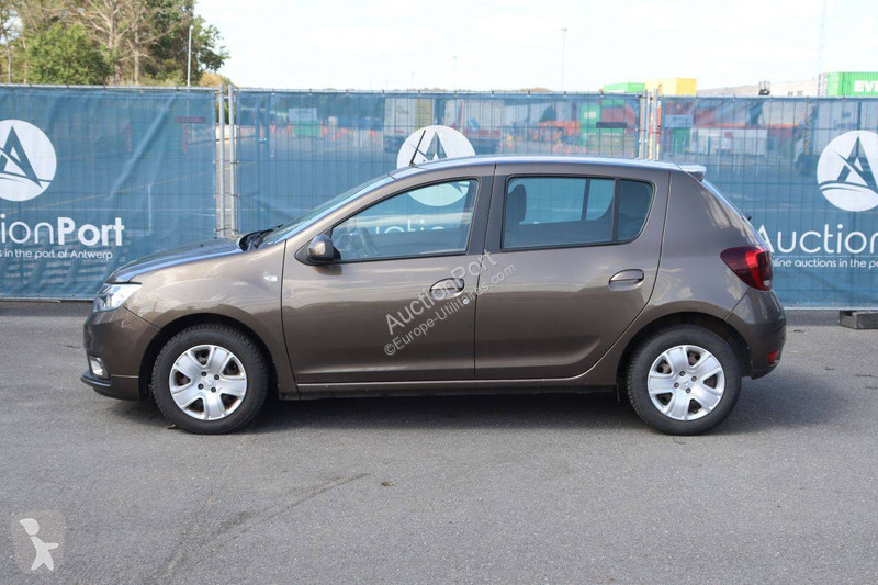 Véhicule utilitaire Dacia